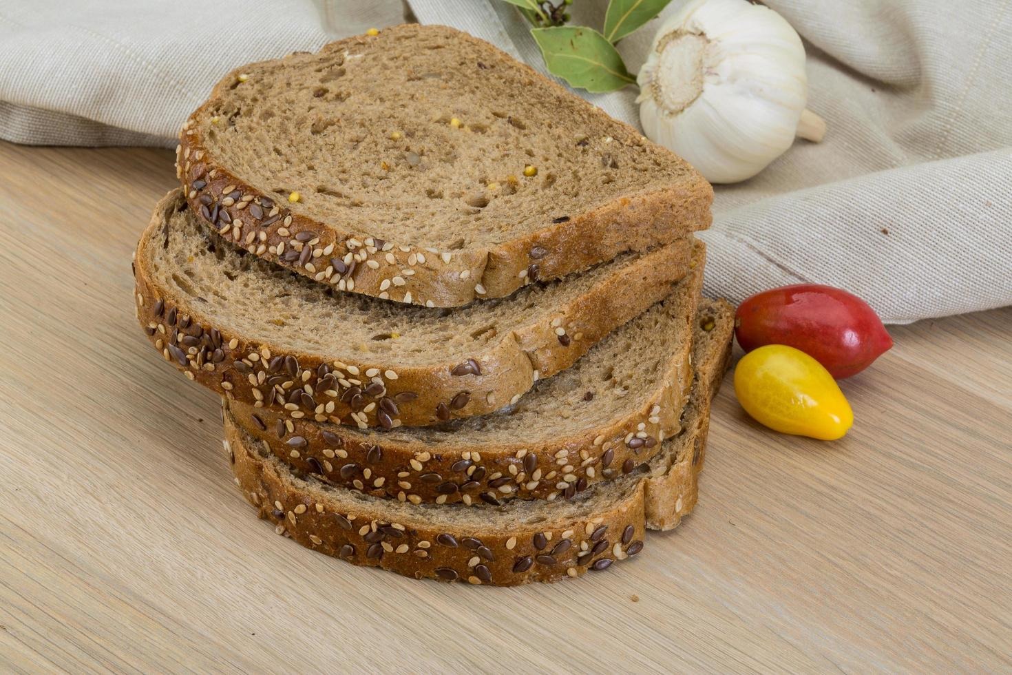 Eggless Multi Grains Bread